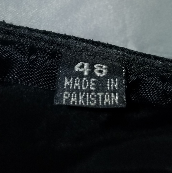 Leather Vest Mens Black Laced sides Size 48 - Picture 3 of 8